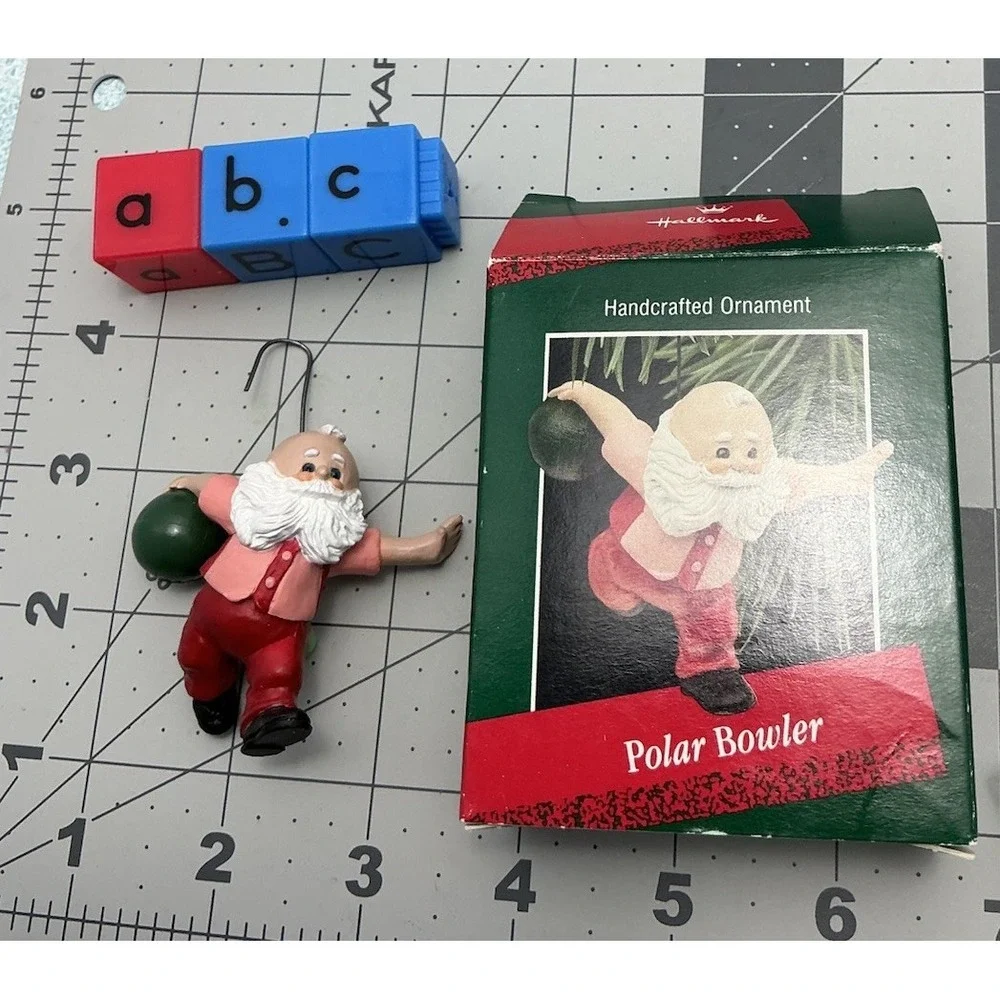 Polar Bowler 1988‎ Bowling Santa Hallmark Keepsake Christmas Ornament